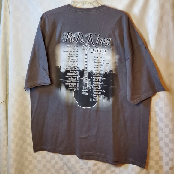 B B King T Shirt 2010 Tour  NWOT'S - Picture 3 of 7